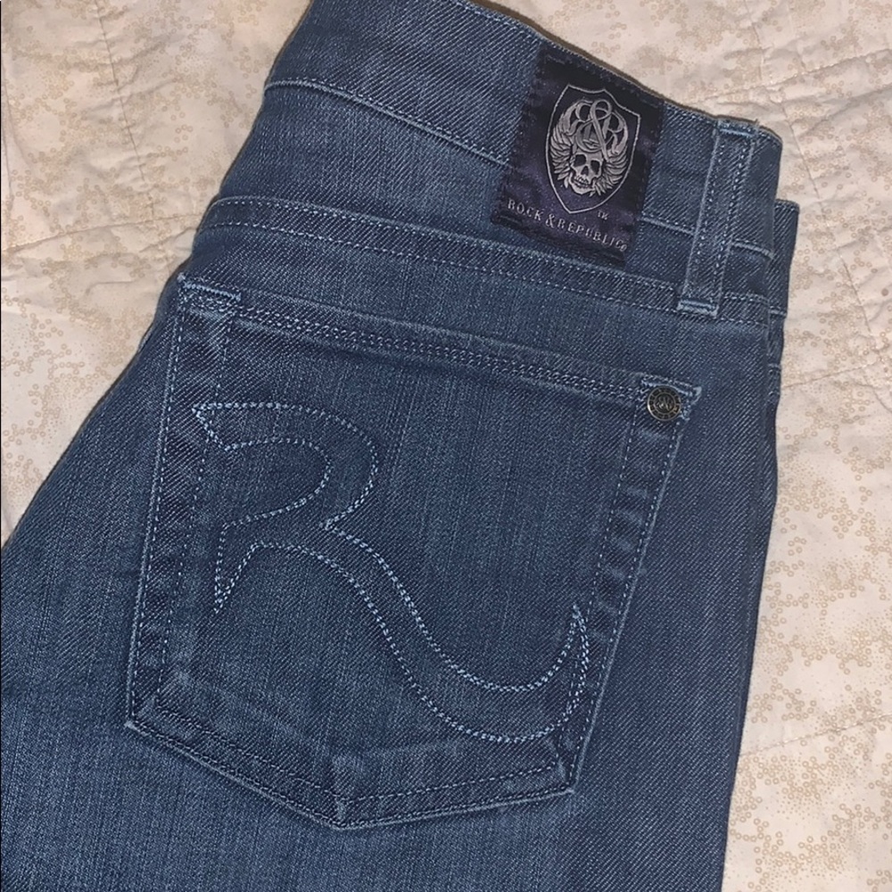 LIKE NEW Rock & Republic Ruby Women's Jeans.